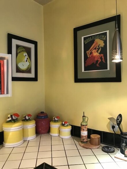 Building Photo - 4112 SE 24th Ave