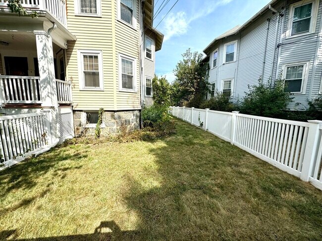 Building Photo - 8 Kahler Ave