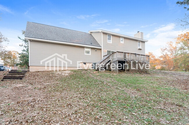 Building Photo - 501 Pheasant Ridge Dr