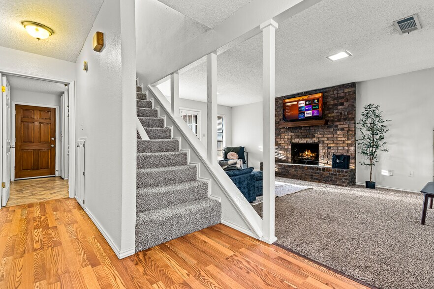 Building Photo - 7224 Fuller Cir