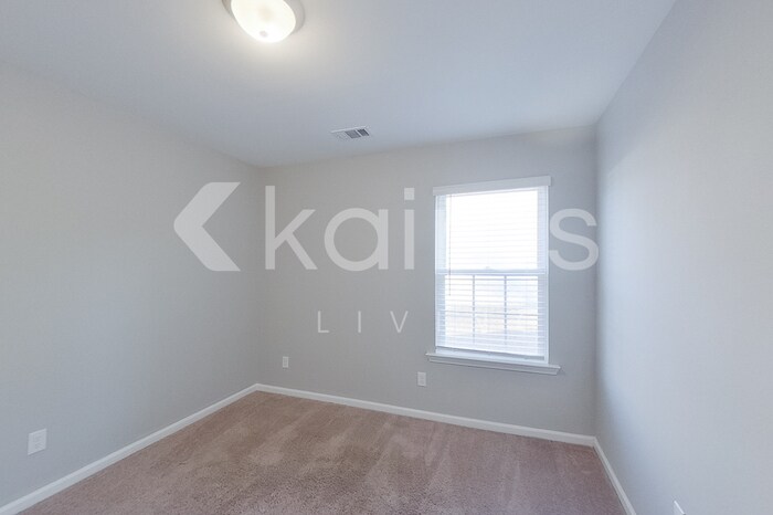 Building Photo - 103 Ebenezer Blf Wy