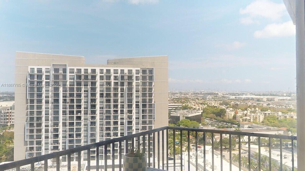 Building Photo - 5300 Paseo Blvd