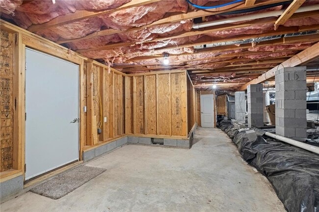 Building Photo - 99 Buckingham Dr