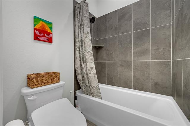 Building Photo - 517 Birch Grv Dr