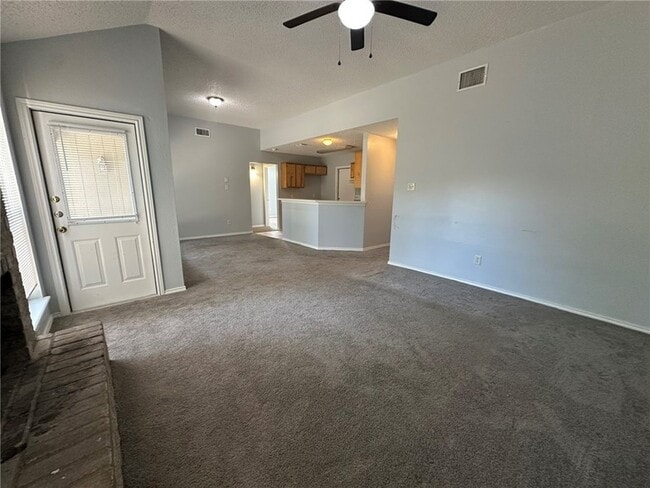 Building Photo - 2189 Spring Park Dr