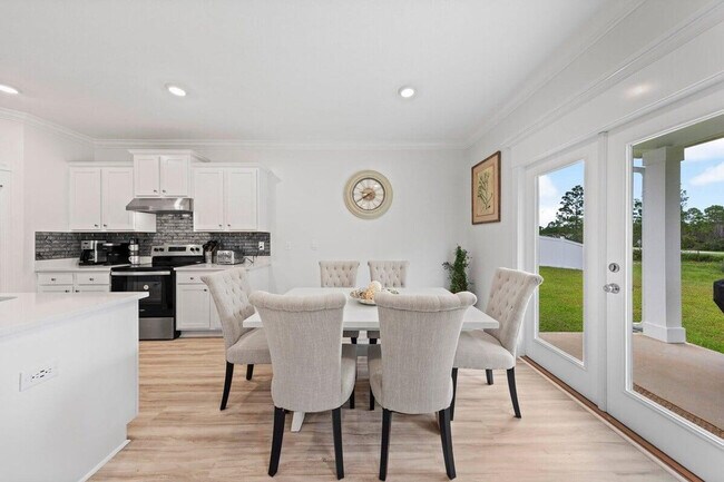 Building Photo - 206 Piper Cv