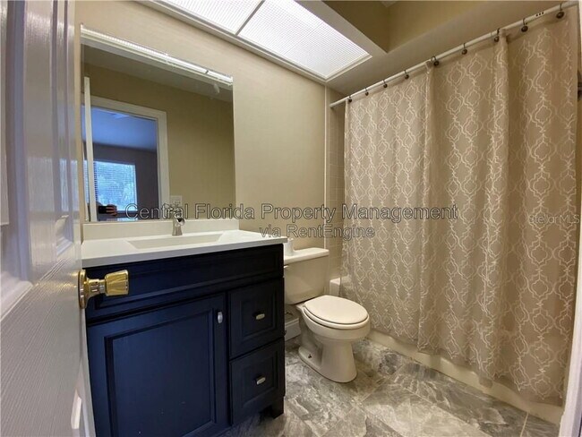 Building Photo - 587 Northbridge Dr