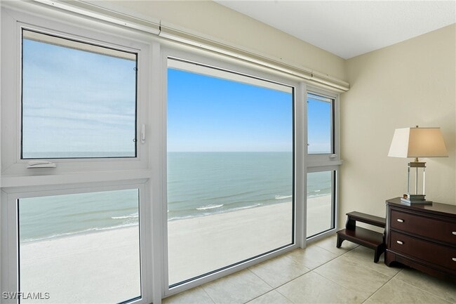 Primary Photo - 25900 Hickory Blvd