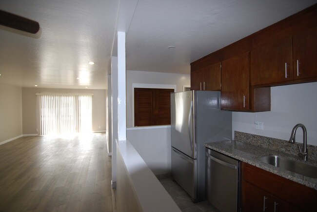 Building Photo - 407 Orange St