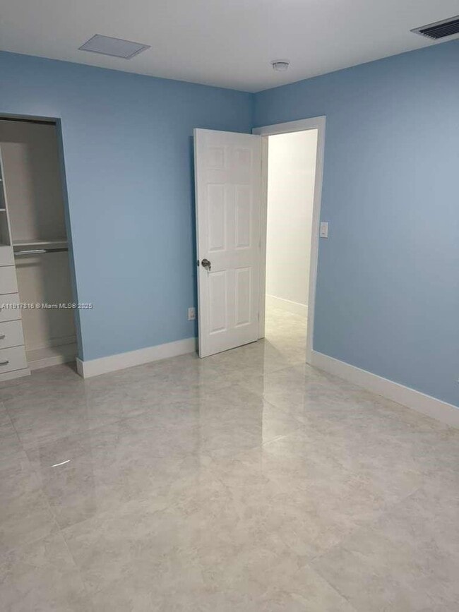 Building Photo - 7781 Simms St