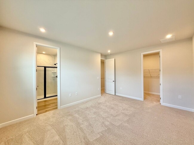 Building Photo - **OFFERING RENT PROMOTION FOR FIRST 6 MONTHS** New Construction 4BD, 3.5BA Wake Forest Townhome w...