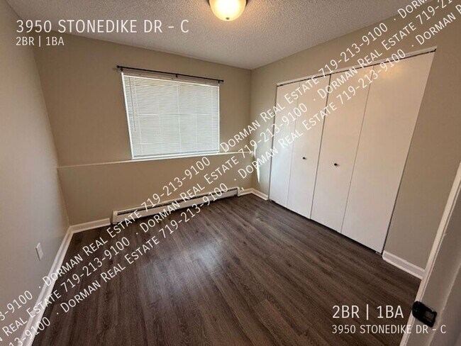 Building Photo - 3950 Stonedike Dr