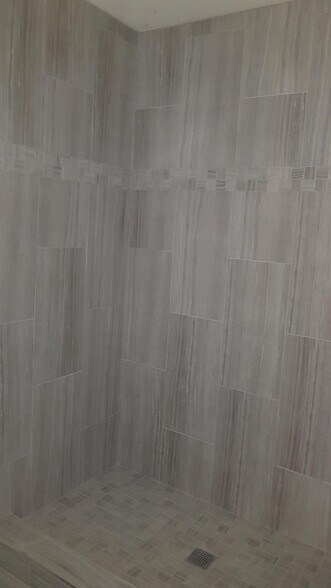 Building Photo - 93 Grant St