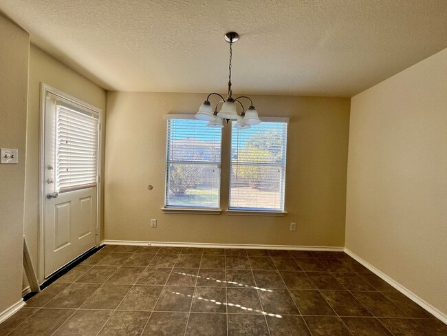 Building Photo - **Freshly Painted~ Easy access to 1604 and...