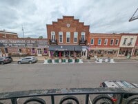Building Photo - 112 E Cameron St