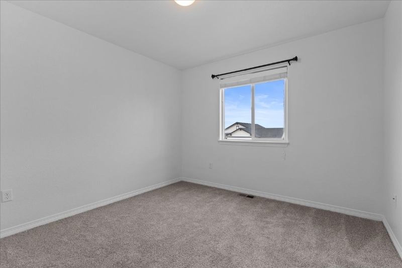 Building Photo - 1848 Castle Hill Dr