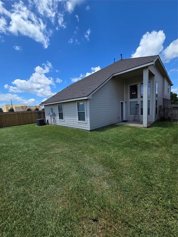 Building Photo - 6419 Bennington Springs Dr