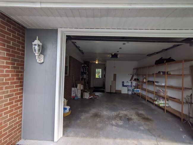 Building Photo - Spacious Home in McBryde Village next to V...