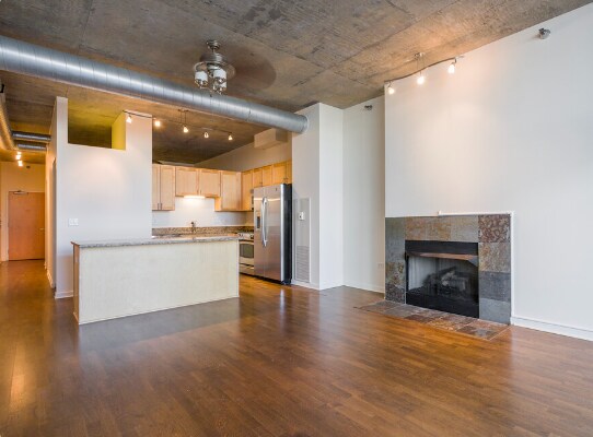 Building Photo - 700 N Larrabee St