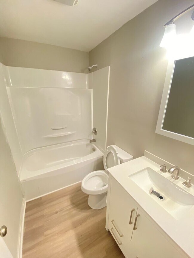 Building Photo - Fully Renovated 3bed/1ba House in 2021 located in North Kannapolis off Hwy 29