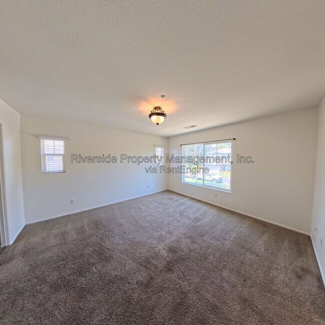 Building Photo - 4031 Cey Ct