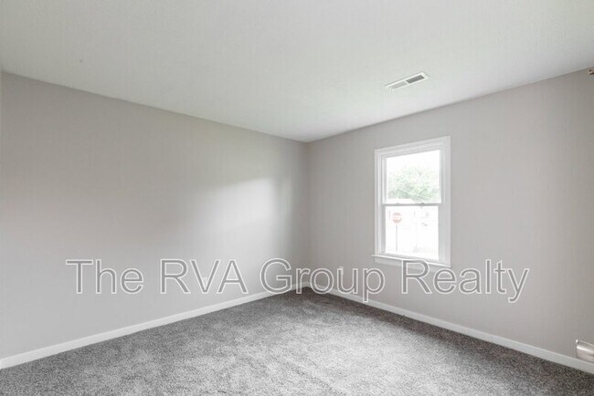 Building Photo - 201 Evergreen Ave