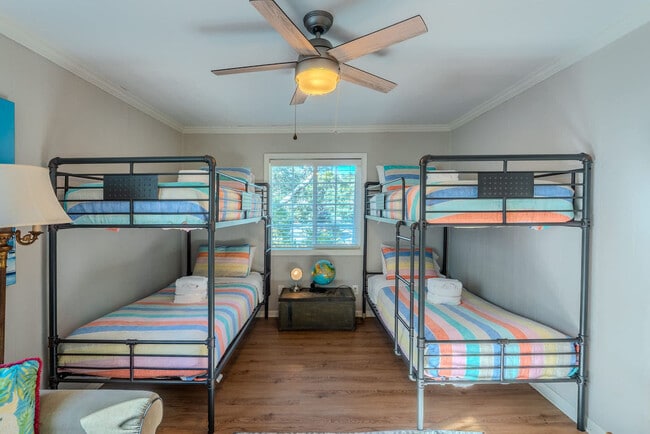 Building Photo - 7 Periwinkle Ln