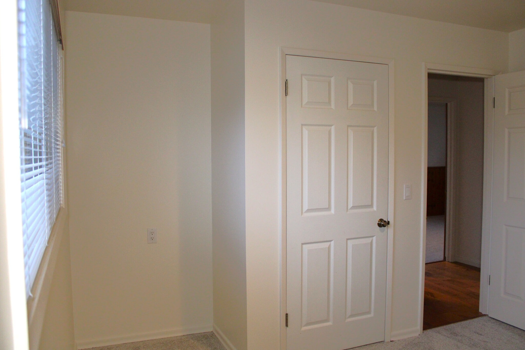 Building Photo - 1219 1st St