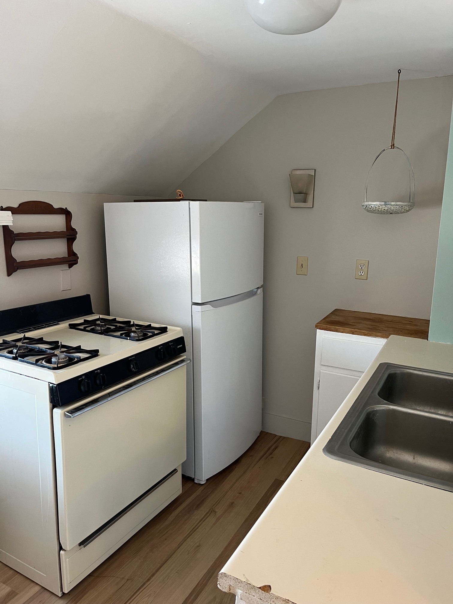 Kitchen 1 - 1424 North Ave