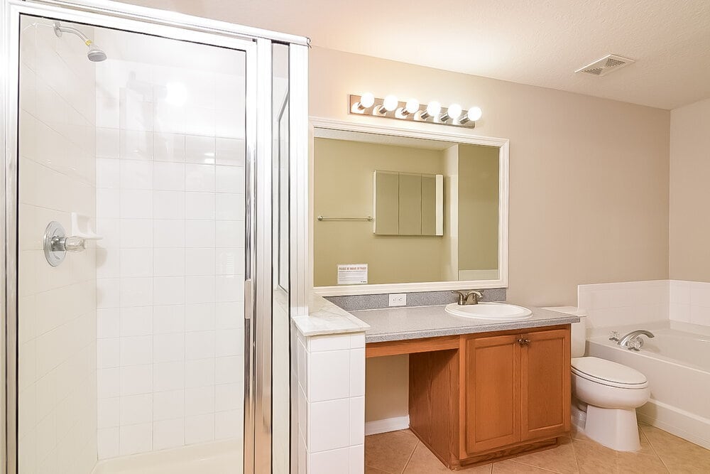 Building Photo - 406 Chimney Rock Dr