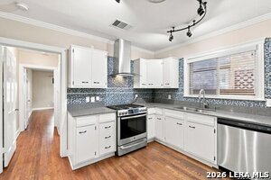 Building Photo - 167 E Edgewood Pl