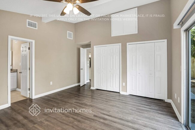 Building Photo - 11678 104th St