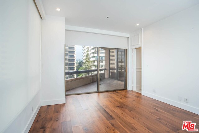 Building Photo - 10430 Wilshire Blvd