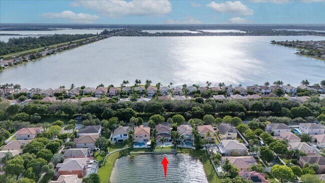 Building Photo - 5235 SW 171st Ave