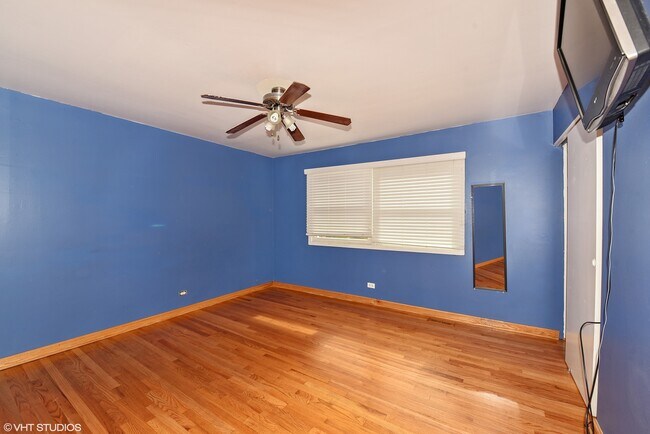 Building Photo - 8543 S Kean Ave