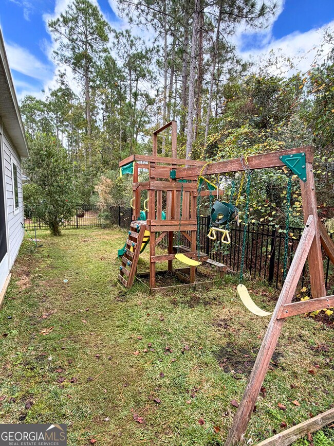 Building Photo - 208 Boatsman Way