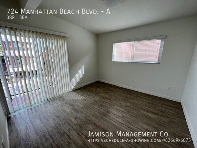 Building Photo - 724 Manhattan Beach Blvd