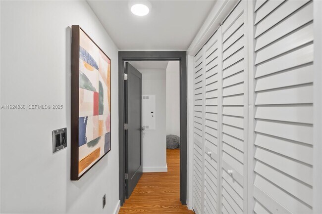 Building Photo - 220 NW 134th St