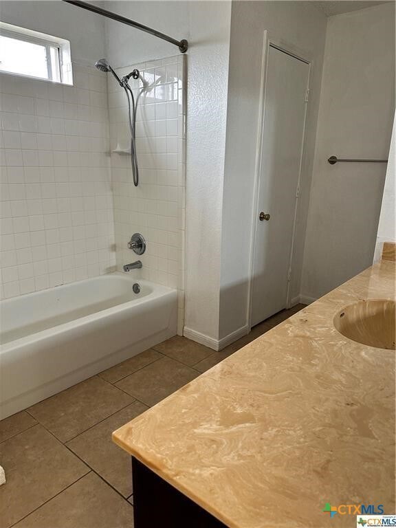 Building Photo - 4410 Mustang Dr