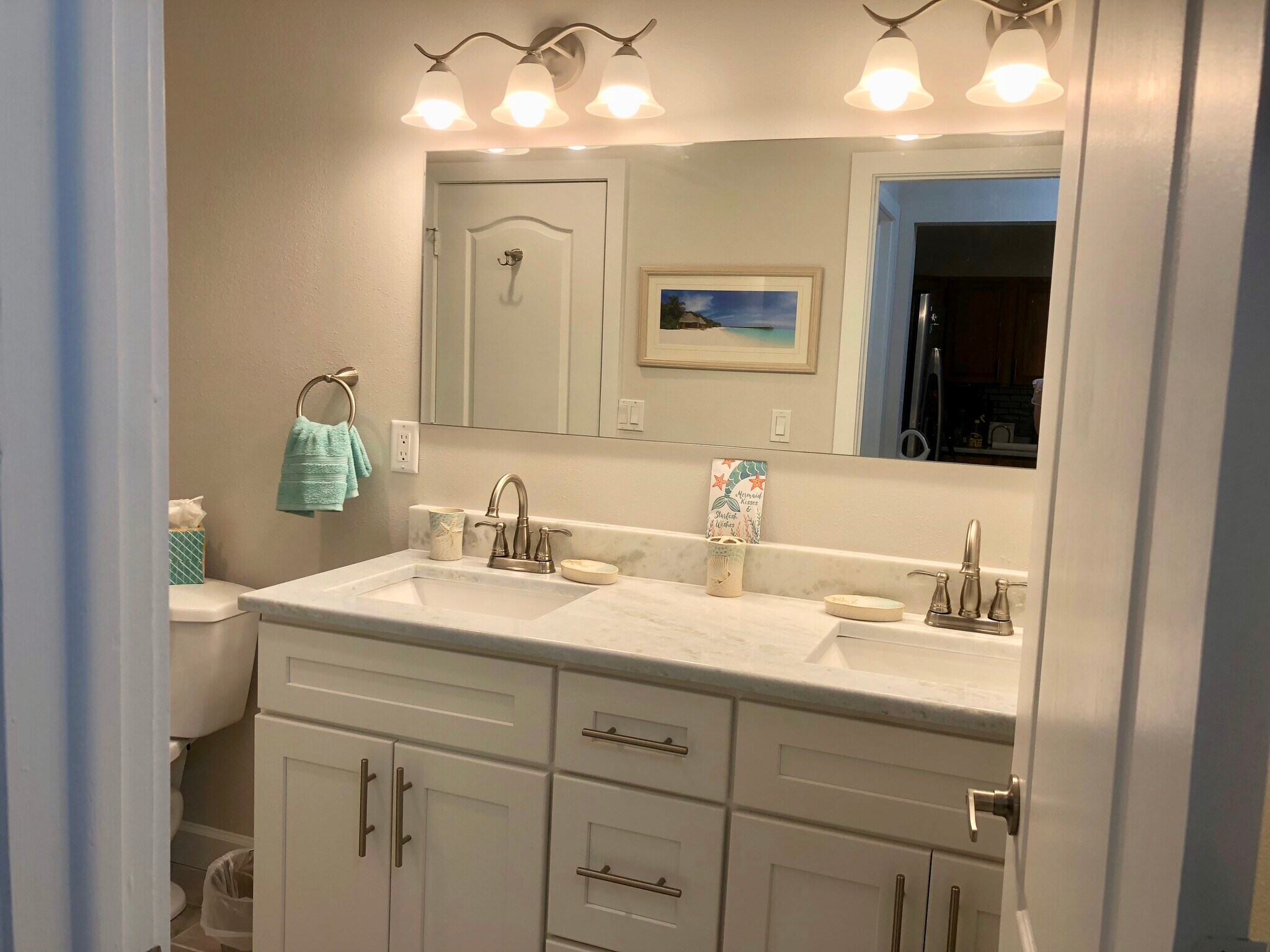 Building Photo - 7006 Midnight Pass Rd