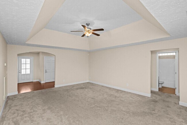 Building Photo - 1075 Campbell Ave