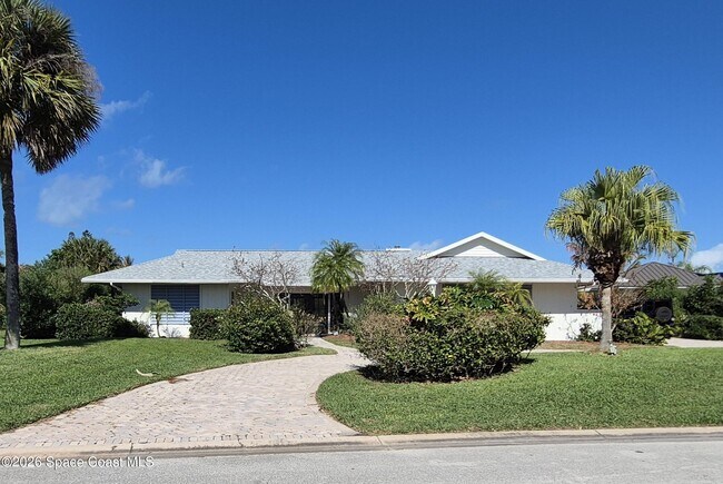 Building Photo - 5 Cache Cay Dr