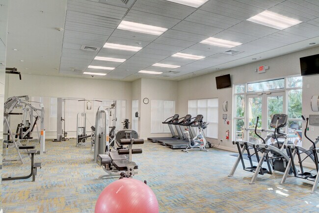 Building Photo - 600 S Dixie Hwy
