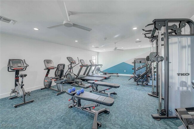 Building Photo - 148 Norfolk Pine Ln