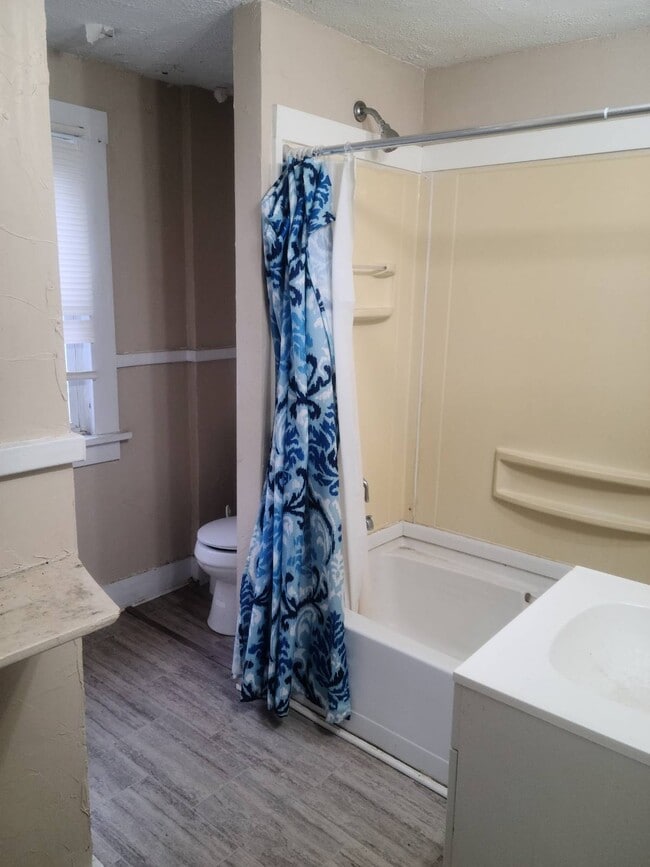 Building Photo - 218 Kennet Ct NW