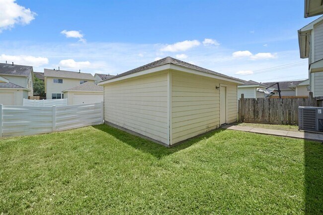 Building Photo - 1521 Nichole Woods Dr
