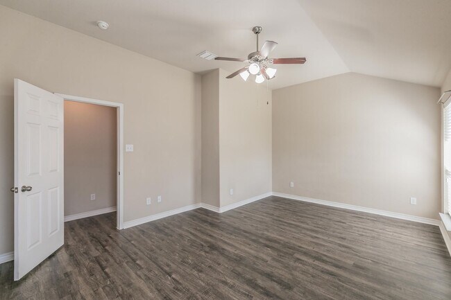 Building Photo - Single story 4 bedroom in Marine Creek Ranch
