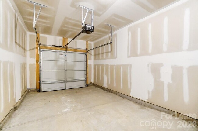 Building Photo - 3977 Fadden St