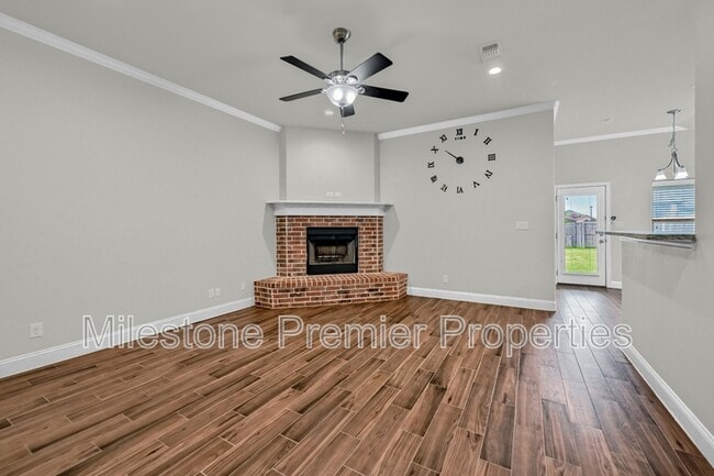 Building Photo - 3418 Ballam St