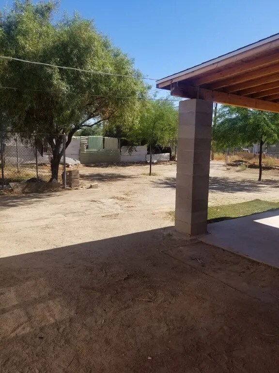 Building Photo - Cute 2-bedroom 1 bath